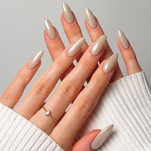 Дизайн ногтей с перламутровой втиркой pearl nails